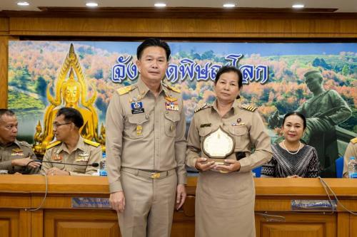 พช.เนินมะปราง ร่วมแสดงความยินดี กับ หมู่บ้านคลองซับรัง หมู่ที่ 12 ตําบลไทรย้อย เนื่องในโอกาสได้รับโล่รางวัลพระราชทานสมเด็จพระกนิษฐาธิราชเจ้าฯ กรมสมเด็จพระเทพรัตนราชสุดาสยามบรมราชกุมารี  ในกิจกรรมคัดสรรกิจกรรมพัฒนาชุมชนดีเด่น ระดับจังหวัด ประจำปีงบประมาณ พ.ศ. 2569“